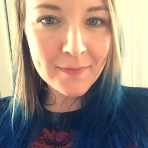 Meet your Posher... Julia!